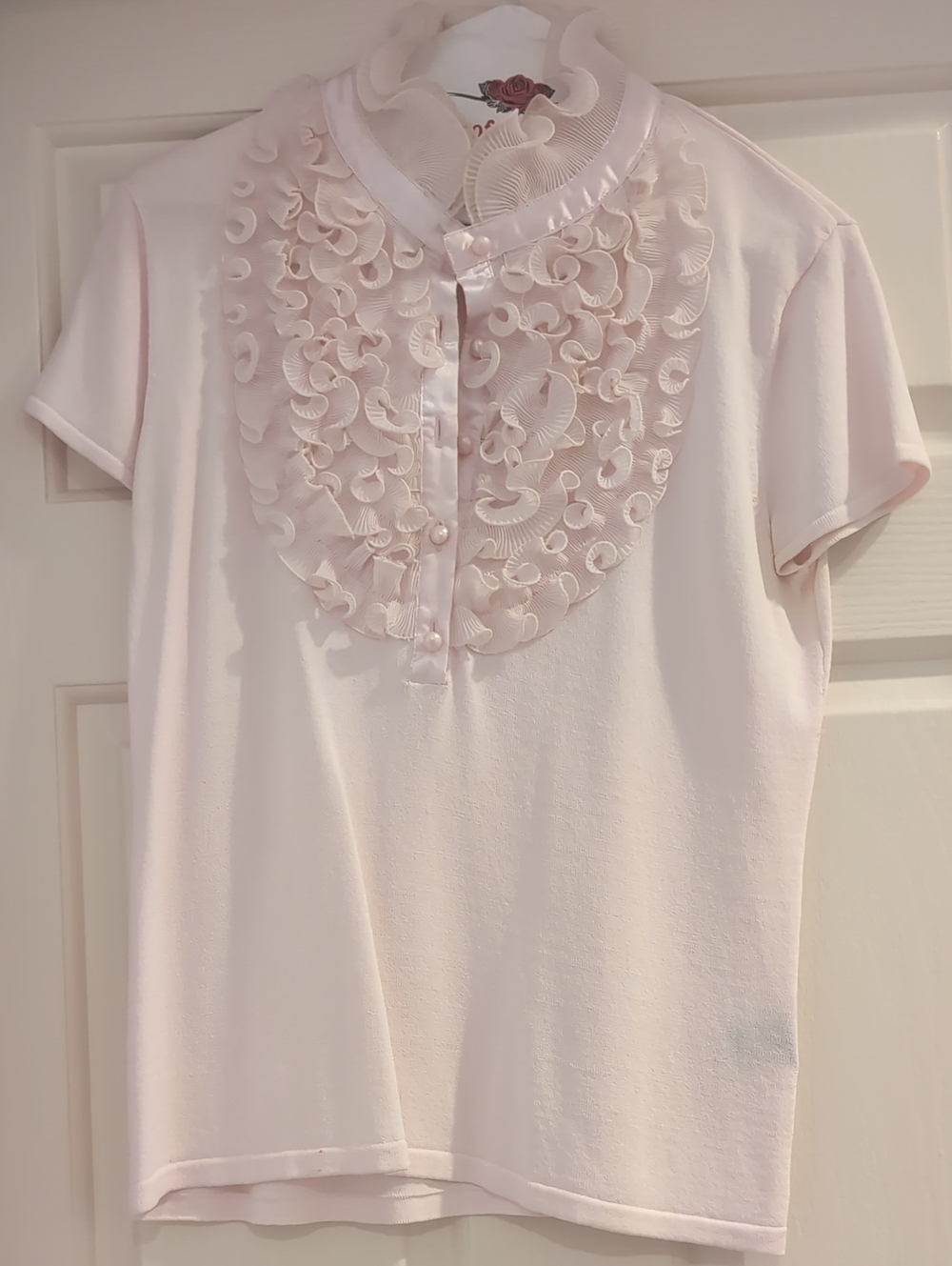 Adrienne Vittadini Light Pink Ruffle Bib Short Sleeve Top
